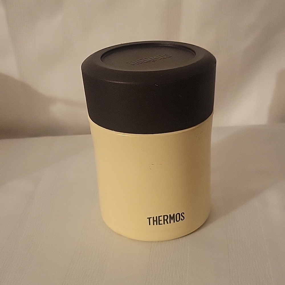 Thermos Vacuum Insulation Jar